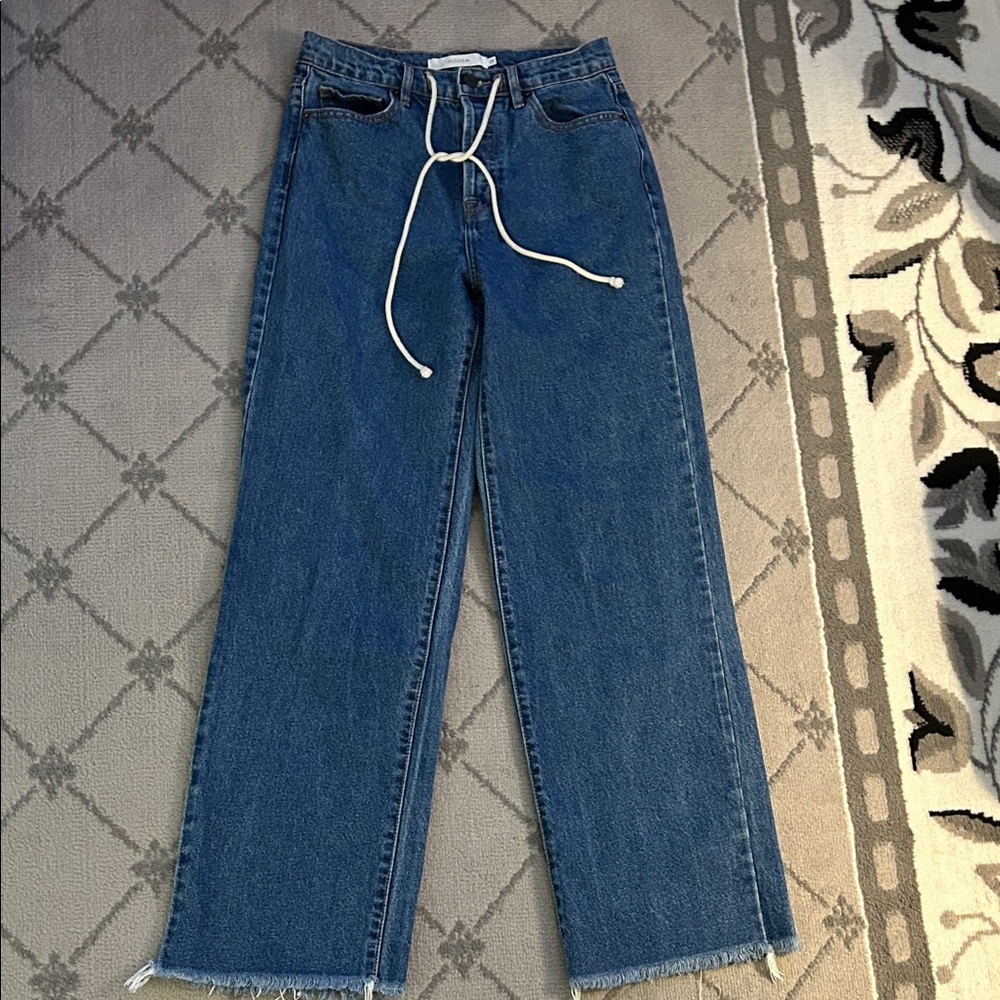 Hidden Tie Waist Wide Leg Raw Hem Jeans
